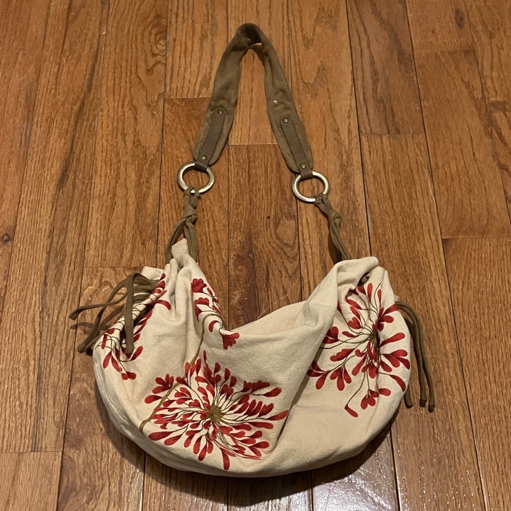 Embroidered canvas boho bag